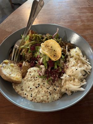 gyros, tzatziki, oven potatos, salad  at Kochwerk in Goerlitz
