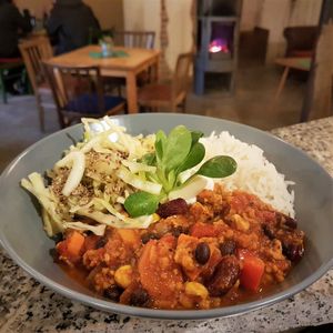 Chili sin Carne / Reis / Weißkraut at Kochwerk in Goerlitz