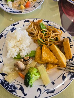  at New Peking Wok in Federal Way