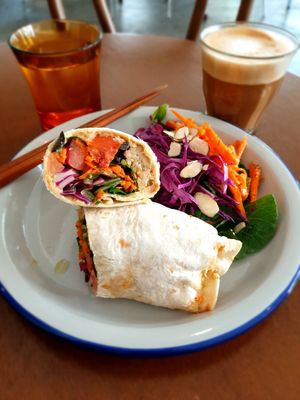 wrap is so good at Bottle Lounge 보틀팩토리 in Seoul