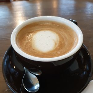 oat latte at Bottle Lounge 보틀팩토리 in Seoul