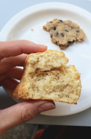 scone - inside at Bottle Lounge 보틀팩토리 in Seoul