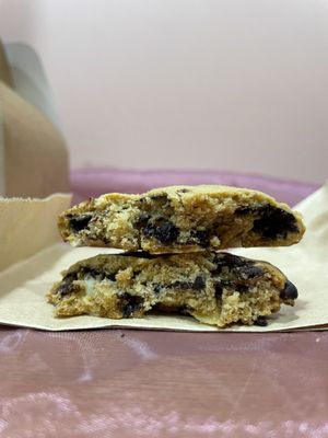 Chocolate almond cookie   at Bottle Lounge 보틀팩토리 in Seoul