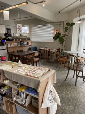   at Bottle Lounge 보틀팩토리 in Seoul