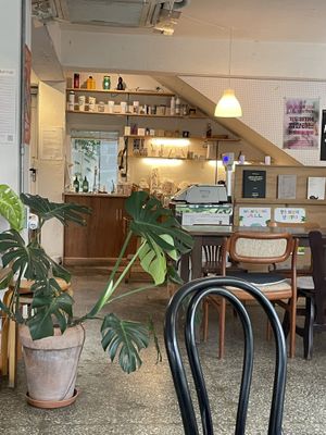   at Bottle Lounge 보틀팩토리 in Seoul