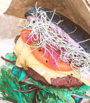 Vegan Beyond Meat Burger at Two Monkeys in Copenhagen