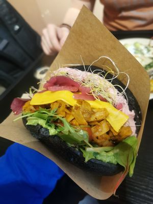 Pulled pork burger at Two Monkeys in Copenhagen