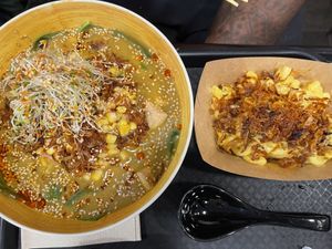 Curry taste ramen witb spicy miso mac n cheeze  at REDWHITE BONELESS RAMEN - Boston in Boston