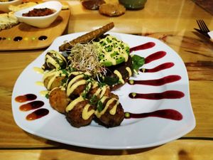 Sprouted lentil burger at The Culinary Alchemists in Nuevo Arenal