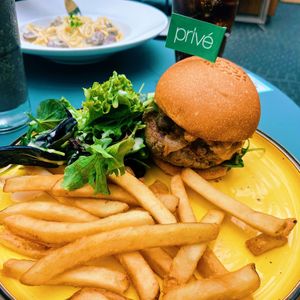 Impossible burger  at SIN - Prive - Jewel  in East Singapore