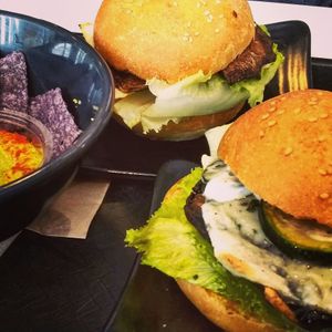 Burgers at Copper Branch - St Roch in Quebec