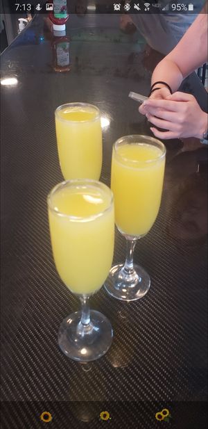 Mimosas at Freshfit Cafe in Nags Head