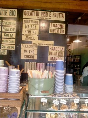  at Puro & Bio - Piazzale di Porta Cerese in Mantova