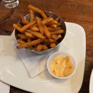 Yam Fries with vegan Sriracha mayo  at Salty's Beachhouse Restaurant in Penticton