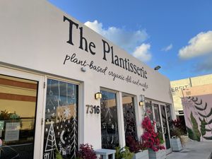 Parking  at The Plantisserie in Miami