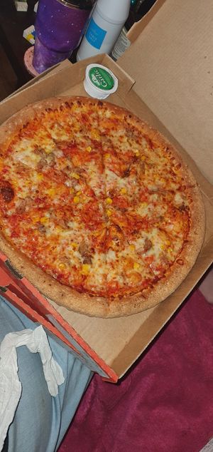 Vegetarian pizza 🍕 at Papa John's in Maidstone