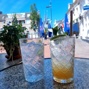 drinks (tonic and mocktail mojito) at Bistro Calypso in Eindhoven