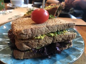 Geen eiersalade clubsandwich at Bistro Calypso in Eindhoven