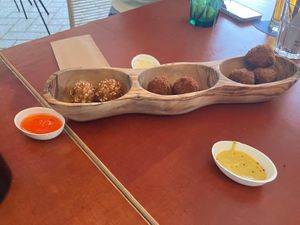 Drie verschillende soorten bitterballen als starter. at Bistro Calypso in Eindhoven