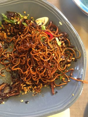 Vegan noodles  at Suro Gastrobar in Valencia