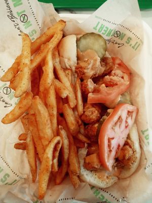 Shrimp Po' Boy at Can't Believe It's Not Meat - Hyde Park in Chicago