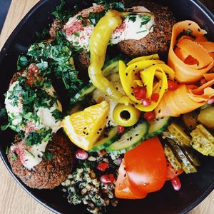 Falafel bowl (Falla social media) at Falla in Bydgoszcz