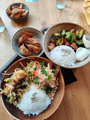 Rice dishes at Liu Lin in Brussels