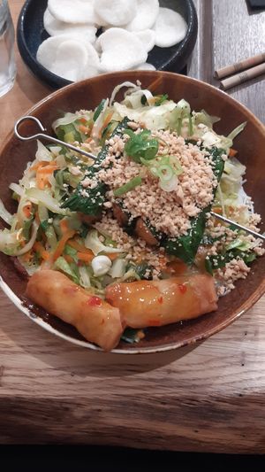 Tofu bowl at Liu Lin in Brussels