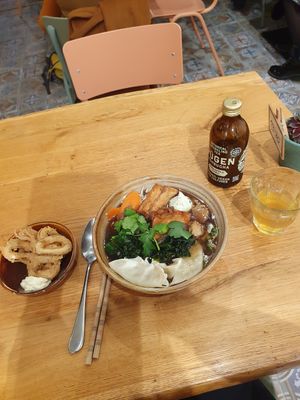 Vegan calamari and Chinese herbal soup at Liu Lin in Brussels