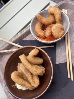 Shrkmps and calamares  at Liu Lin in Brussels