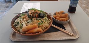 Rice noodle dish and tempura at Liu Lin in Brussels
