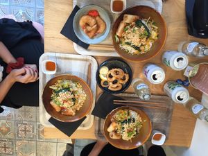 Lalot skewers, calamari, shrimp at Liu Lin in Brussels