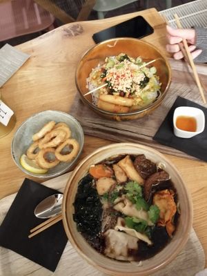 Konyaku rings,  soup and noodle bowl. at Liu Lin in Brussels