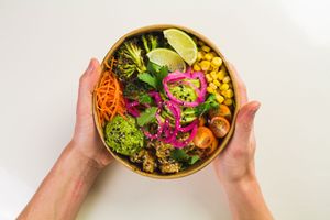 the bowl everyone loves: coco california. at Rå Bowls & Juices in Groningen