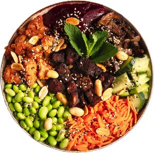 Thai Temptation | 691 kcal | 37g protein | 900 ML at Rå Bowls & Juices in Groningen