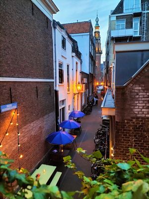  at Wijnbar Goeswijn in Leiden