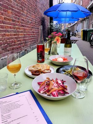  at Wijnbar Goeswijn in Leiden