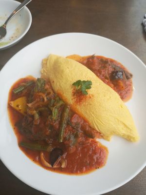 Omelet&rice. Normally with chicken, but specifically adjusted and with added veggies for vegetarians at Mirai in Tottori