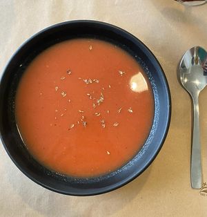 Sopa de beterraba  at Hokkaido in Portalegre