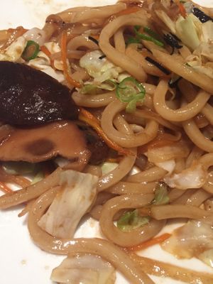 Vegetarian udonyaki at Ishikiya in Midland