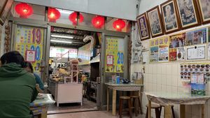   at Shèng Lín SùShí in Kaohsiung