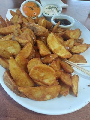 Patatús at The Breen's Tavern in A Coruna
