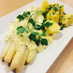 Asparagus  at Frank's Live in Willich