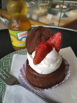 Vegan breakfast at Panaderia Los Abuelos in Fuerteventura