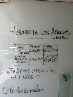 Horario at Panaderia Los Abuelos in Fuerteventura