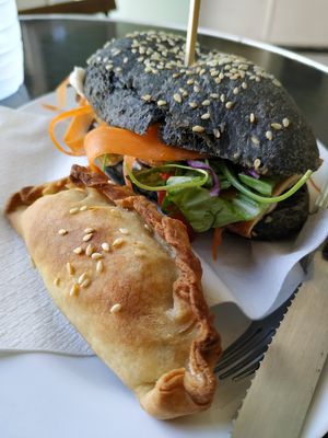 My vegan lunch at Panaderia Los Abuelos in Fuerteventura