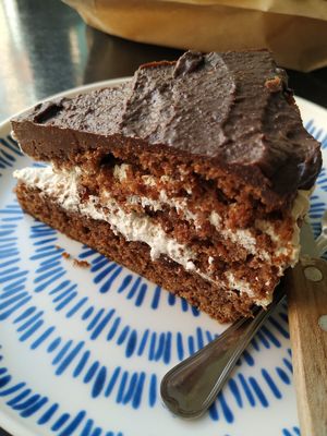 With homemade vegan "Nutella" at Panaderia Los Abuelos in Fuerteventura