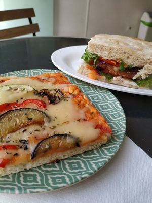 100% vegan at Panaderia Los Abuelos in Fuerteventura