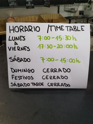 New time table at Panaderia Los Abuelos in Fuerteventura