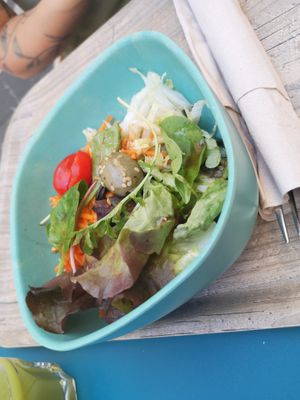 Salad at L'Ethiquete in Nantes
